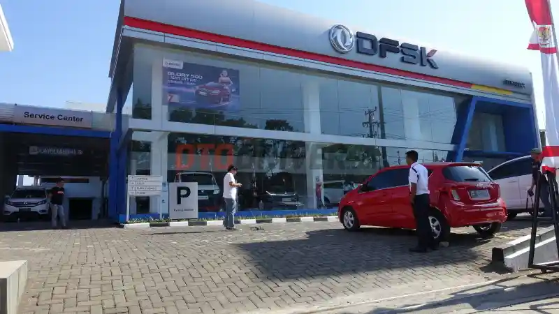 Berita - DFSK Tetap Pegang Janji Dirikan Dealer di Berbagai Wilayah 
