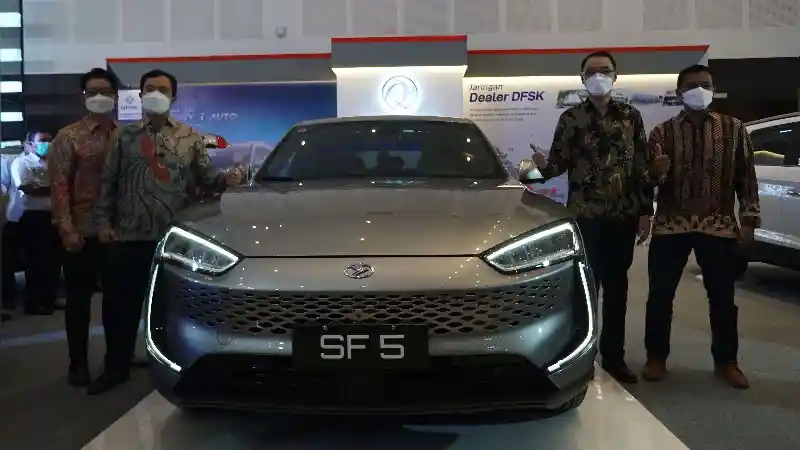 Berita - DFSK Seres SF 5 Serupa Nissan Kicks e-Power, Namun Dengan Baterai Dan Motor Listrik Lebih Kuat 