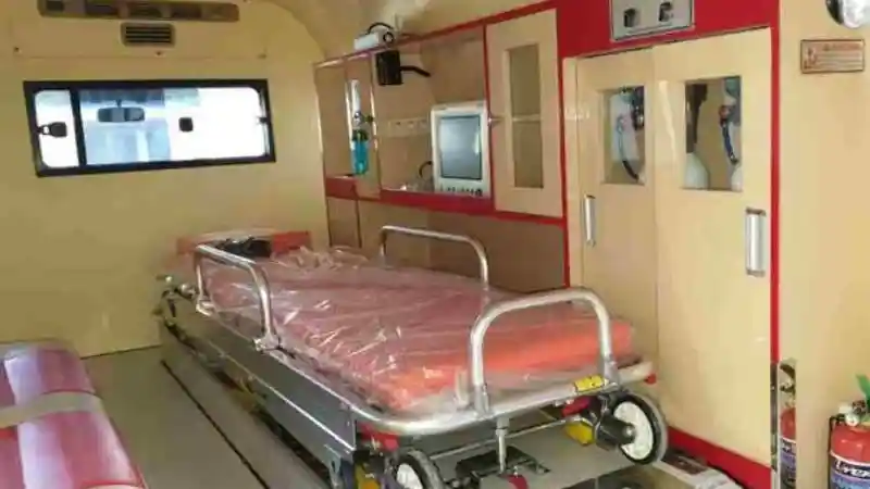 Foto - Lebih Besar Ketimbang Kompetitor, Begini Spesifikasi Ambulans DFSK