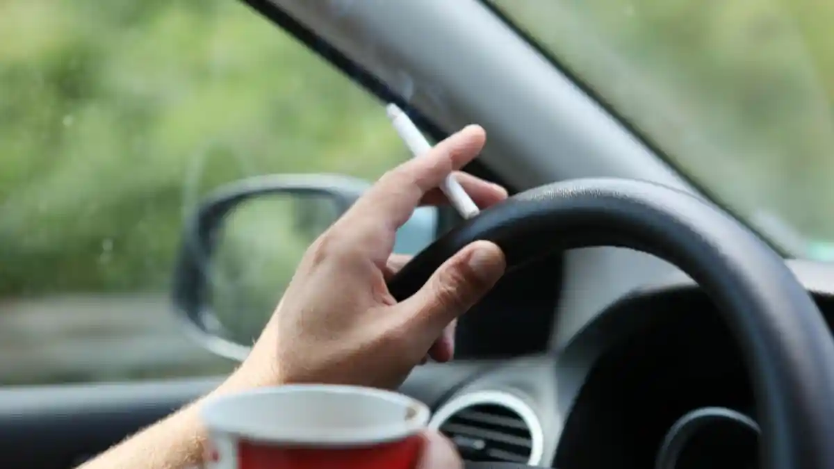 Foto - Kabin Bau Rokok? Ikuti 4 Langkah Ini