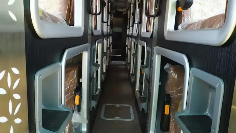 Foto - Mengintip Detail Bus Dream Coach PO New Shantika