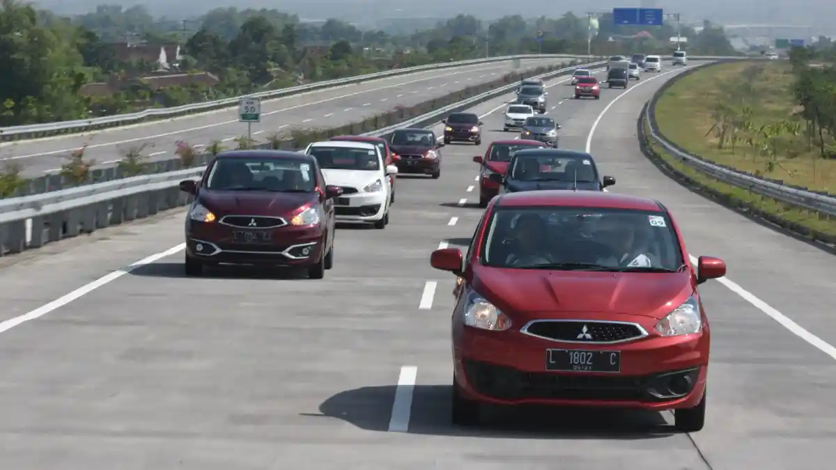 Foto - 7 Tips Hemat Bahan Bakar Versi Mitsubishi