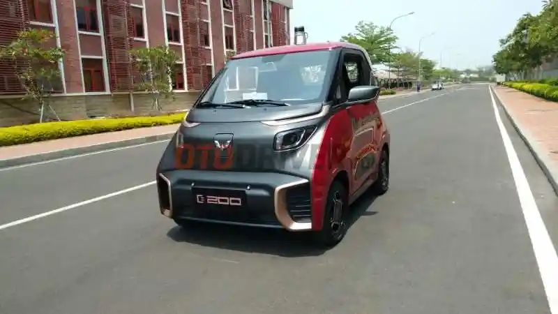 Berita - Wuling Siap Hadapi Era Mobil Listrik Indonesia