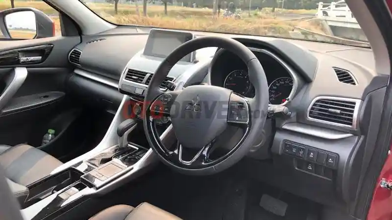 Foto - FIRST DRIVE: Mitsubishi Eclipse Cross 