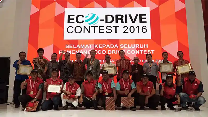 Berita - Isuzu : Pengumuman Pemenang Eco Drive Contest 2016 di GIIAS 2016