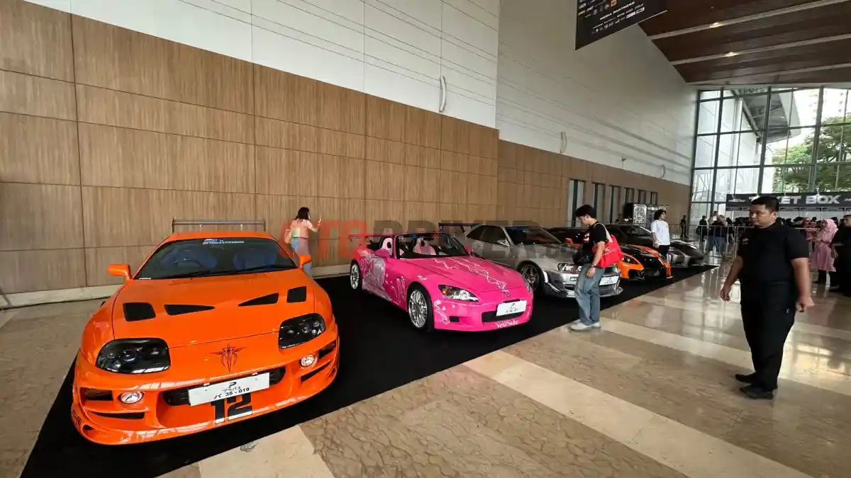 Foto - The Elite Showcase 2026 Resmi Dibuka, Hadirkan Mobil Eksklusif Dan Bintang Tamu Holywood