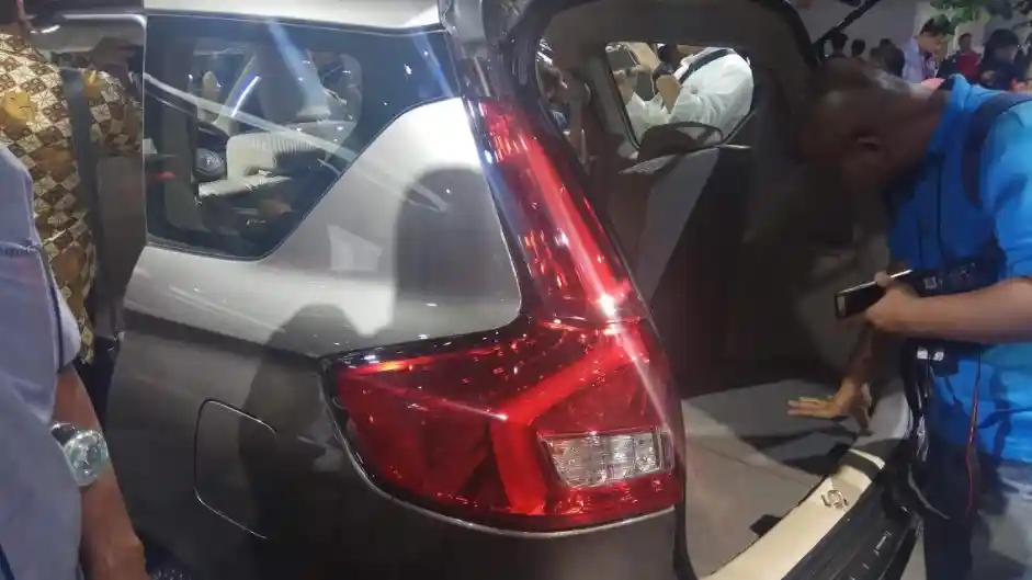 Berita - Komentar Autovision Terhadap Lampu Belakang All New Ertiga