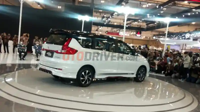 Foto - Suzuki Luncurkan Varian Spek Ertiga Kasta Atas Di GIIAS 2021