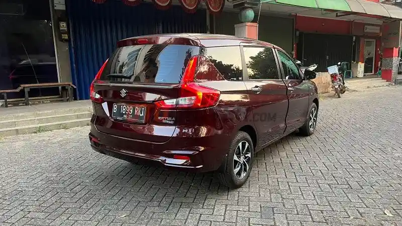 Foto - Selain Murah, Inilah Empat Keunggulan Suzuki Ertiga Hybrid Yang Tidak Dimiliki Kompetitor