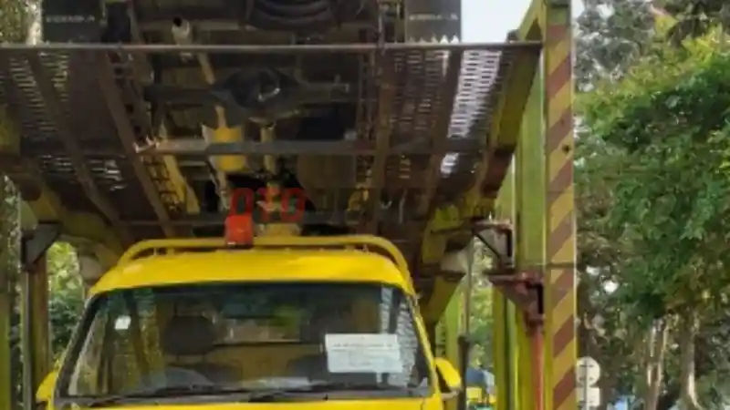 Foto - Esemka Bima Pesanan TNI AU Sudah Sampai Jakarta