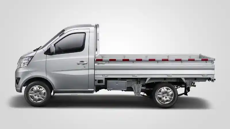 Foto - Esemka Belum Ada Komunikasi Dengan Gaikindo?