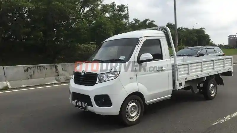 First Drive - FIRST DRIVE: Esemka Bima 1.3