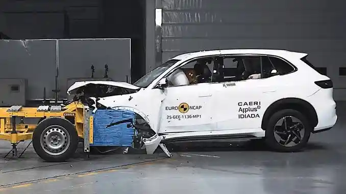Berita - 5 Model Mobil China Terlaris di Indonesia. Seperti Ini Rapor Uji Tabraknya