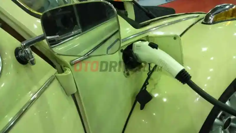 Foto - VW "Kodok" Jadul Sukses Diubah jadi Mobil Listrik