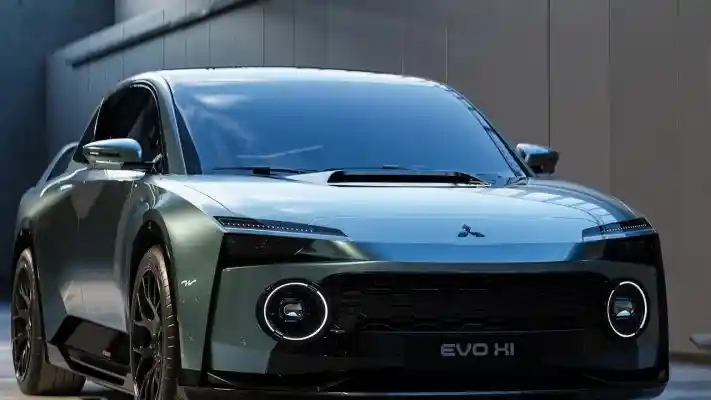 Foto - Foto Mitsubishi Lancer Evolution XI Beredar, Tapi Bohong