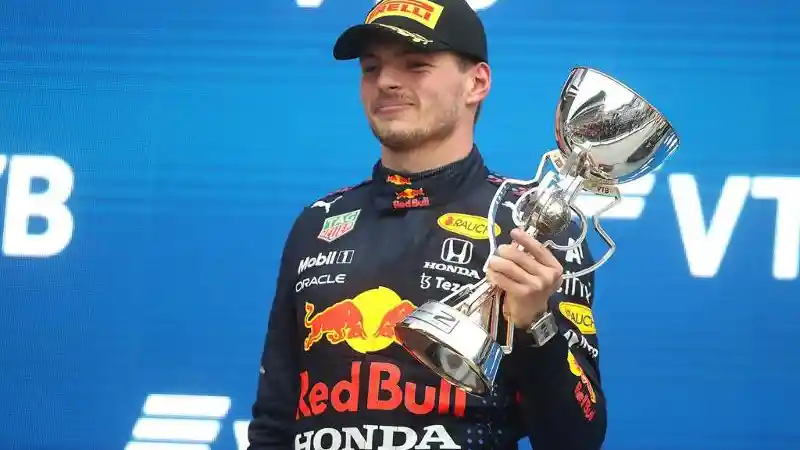 Foto - Rahasia Dibalik Kehebatan Max Vestappen di F1 Rusia