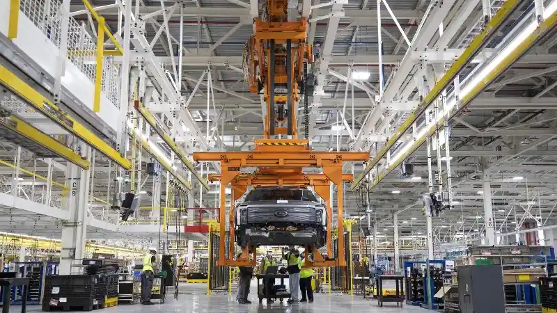 Foto - Ford F-150 Lightning EV Positif Hadir Juni Tahun Depan