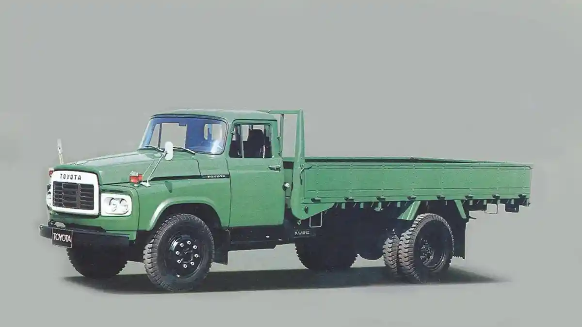 Truk - Truk Toyota Buaya, Truk Besar Pertama Dan Terakhir