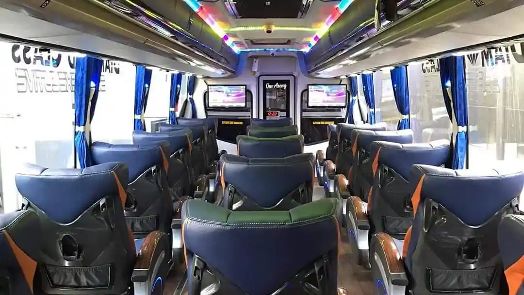 Foto - Pertama di Jepara, Shantika Hadirkan Bus Social Distancing Jurusan Jakarta