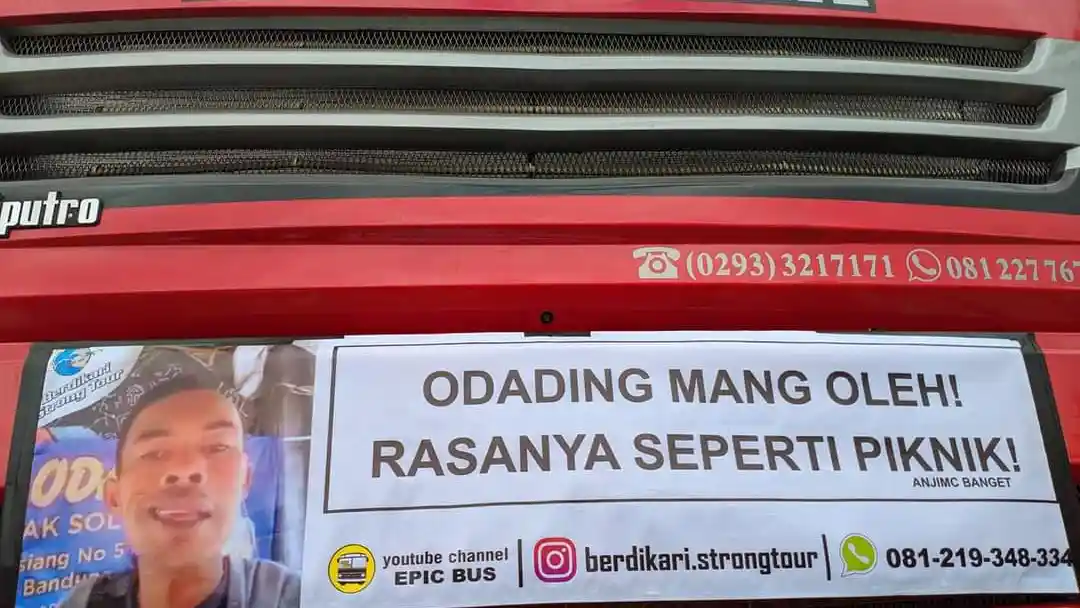 Berita - Habis Tilik, Terbit Odading Mang Oleh Jadi Spanduk Bus Pariwisata
