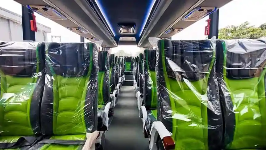 Foto - Keren, Medium Bus Baru Puspa Jaya Garapan Karoseri Manunggal