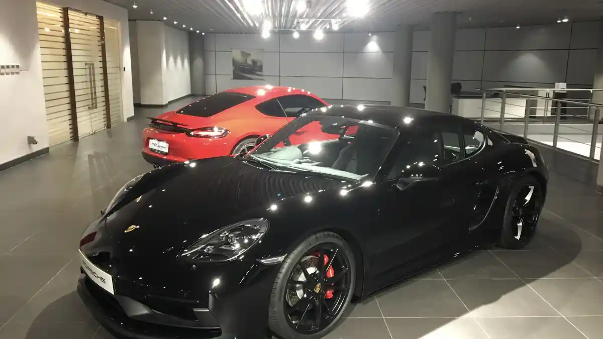 Berita - Porsche Suntik Mati 718 Cayman dan Bakal Digantikan Dengan 718 EV