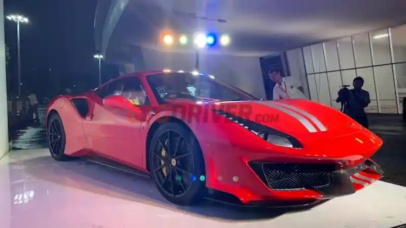 Berita - Keuntungan Tiap 1 Unit Ferrari yang Terjual Tembus RP 1 M Lebih!