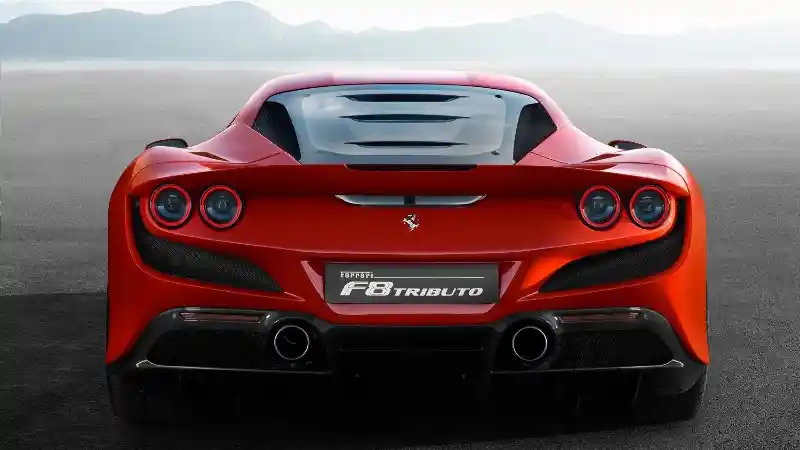 Foto - Ferrari F8 Tributo, Sebuah Masterpiece Bertenaga Buas