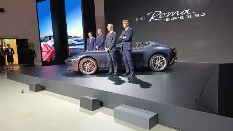 Foto - Ferrari Roma Spider Resmi Meluncur di Korea Selatan