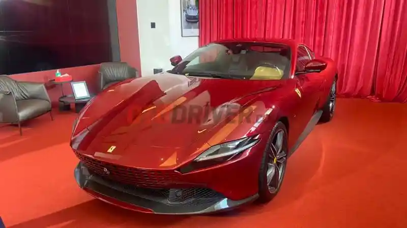 Berita - Inilah Dua Ferrari Baru Yang Hadir di Tanah Air, Salah Satunya Plug In Hybrid