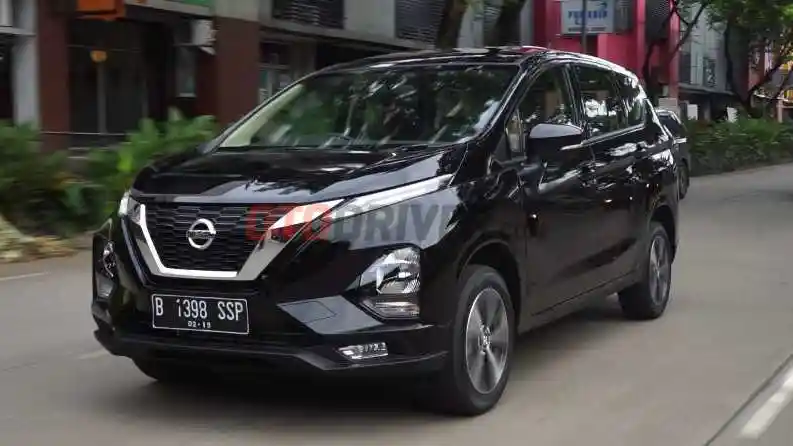 Berita - Modal Rp 25 Juta Bisa Bawa Pulang Nissan Livina Tipe Tertinggi, Begini Skema Kreditnya