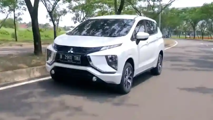 Foto - Mitsubishi Xpander NIK 2018 Diskon RP 5 Juta di Dealer ini