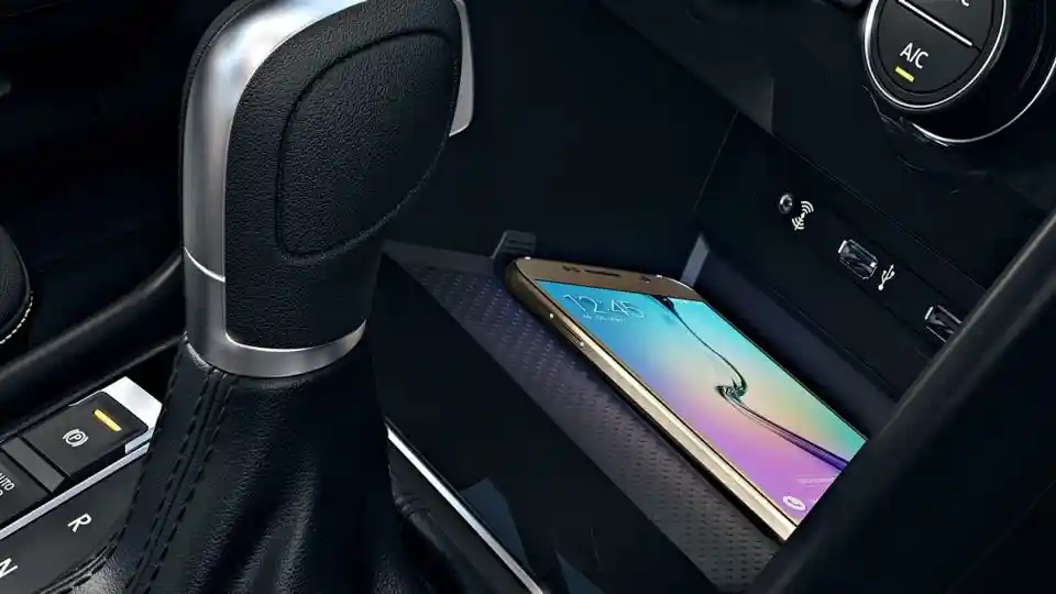 Foto - Volkswagen Tiguan Bermesin Kecil Bisa Kalahkan Toyota Fortuner?