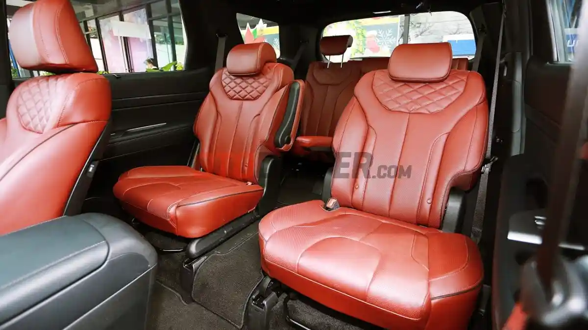 Foto - Fogging Kabin Mobil Untuk Usir Bakteri