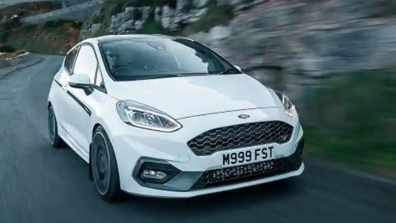 Foto - Ford Fiesta Terbaru Kini Mengandalkan Mesin Hybrid, Simak Bocoran Spesifikasinya