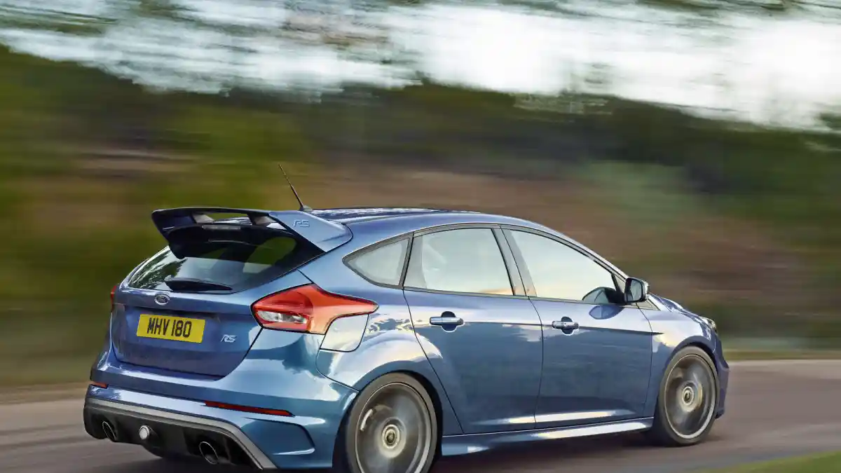 Foto - Ford Focus RS Akan Dibuat Semakin Brutal
