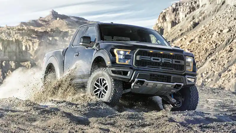 Pikap - Ford Raptor: Performa Tinggi Sebuah Off-Road Truck
