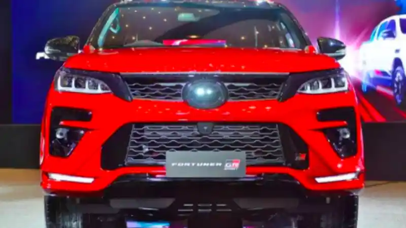 Berita - Fortuner GR Sport Thailand Lebih Sporty Dan Tanpa Versi 4x2