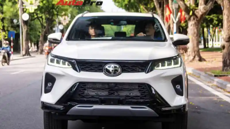 Foto - Toyota Fortuner Meluncur Terlebih Dahulu Di Vietnam Ketimbang Indonesia