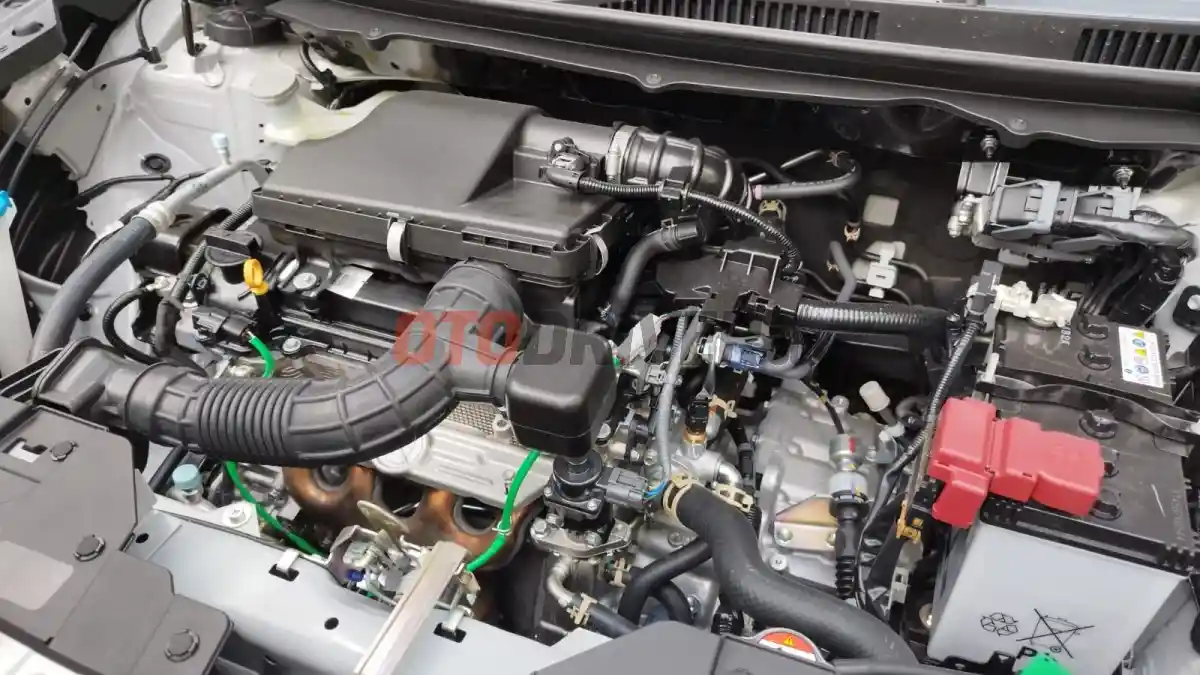 Foto - Mengulik Suzuki Fronx GX, Varian Tengah Yang Menarik