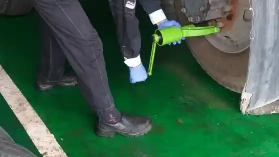 Foto - Bantu Tangkal Corona, KTB Luncurkan Program Fuso Home Service