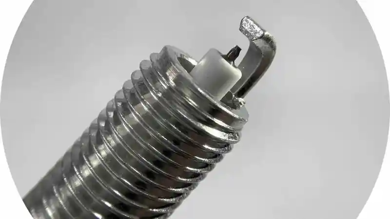 Tips - Kapan Waktu Terbaik Ganti Busi Mobil? Ini Jawabannya