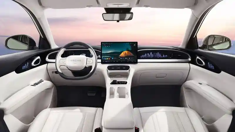 Foto - Geely Perkenalkan EV Baru, Bakal Jadi Rival BinguoEV Dan Dolphin Di Tiongkok