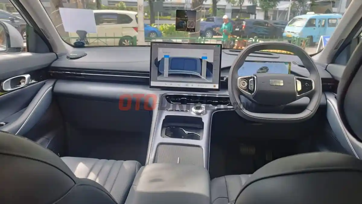 Foto - Menjajal Geely EX5 Max, Ternyata Begini Rasanya