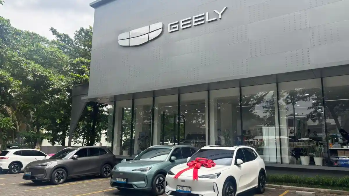 Berita - Geely Tambah Dealer Lagi, Imbangi Produksi Lokal Unit Baru Mereka