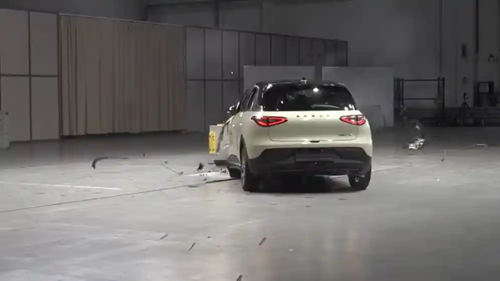 Berita - VIDEO: Crash Test Geely EX2 (Euro NCAP)