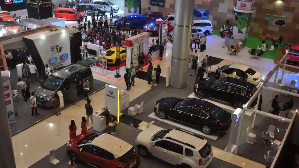 Foto - GIIAS Surabaya 2016 Diharap Jadi Pameran Otomotif Terbesar Di Timur Indonesia