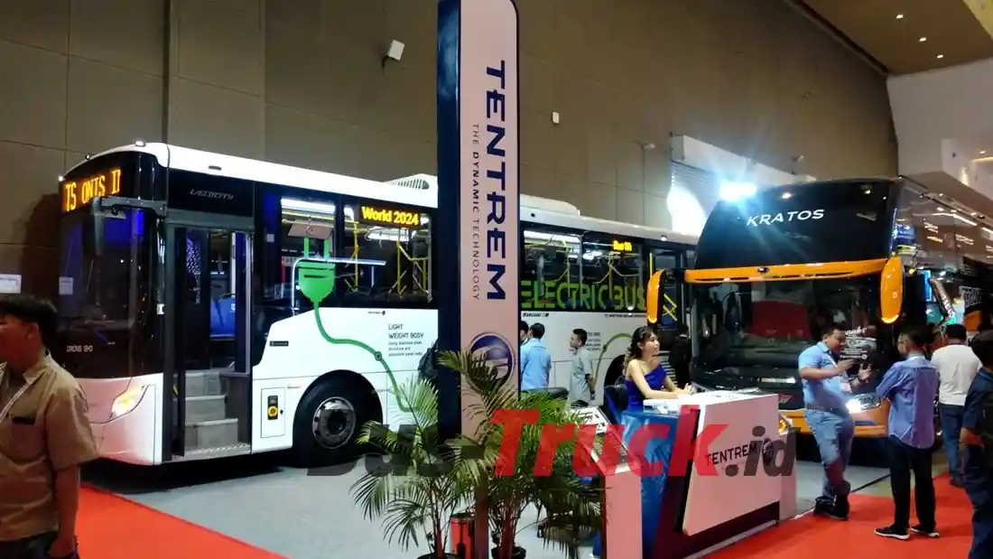 Foto - Trio Raksasa Karoseri ‘Siap Tempur’ Di GIIAS 2024