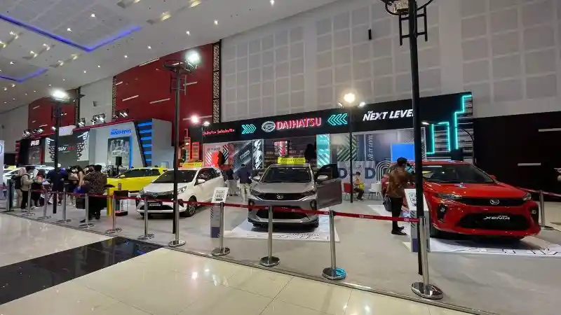 Berita - All New Daihatsu Xenia Jadi Magnet di Booth Daihatsu di GIIAS Surabaya
