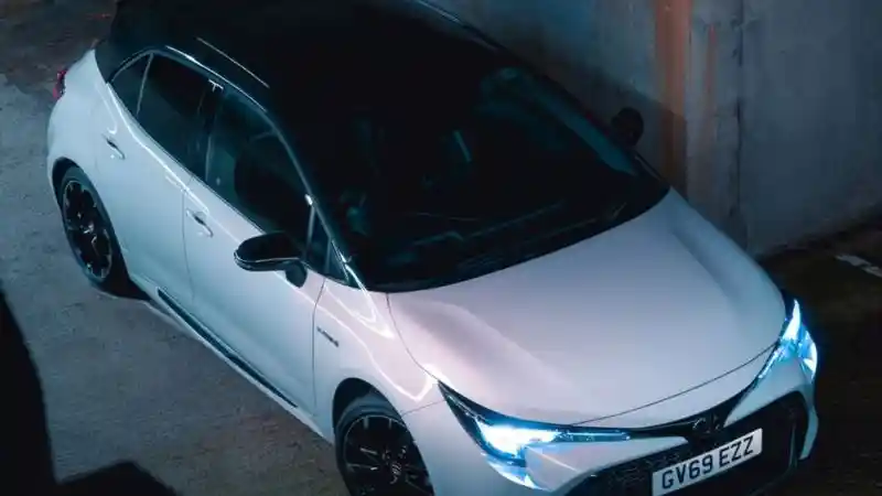 Foto - Toyota GR Corolla Bakal Ada Opsi Transmisi Otomatik CVT